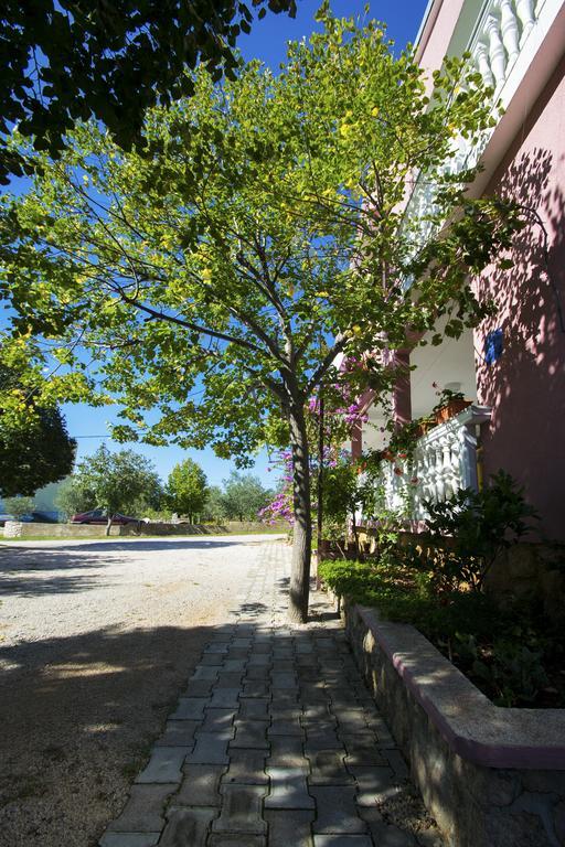 Apartments Zile Starigrad Paklenica Dış mekan fotoğraf