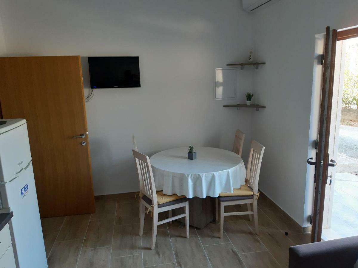 Apartments Zile Starigrad Paklenica Dış mekan fotoğraf