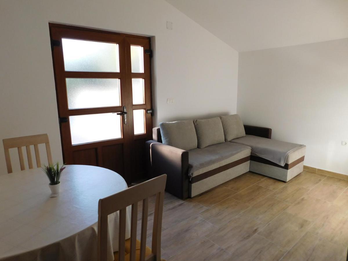 Apartments Zile Starigrad Paklenica Dış mekan fotoğraf